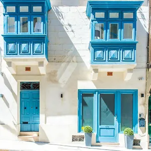 https://backstage-boutique-townhouse.hotelssaintjulians.com
