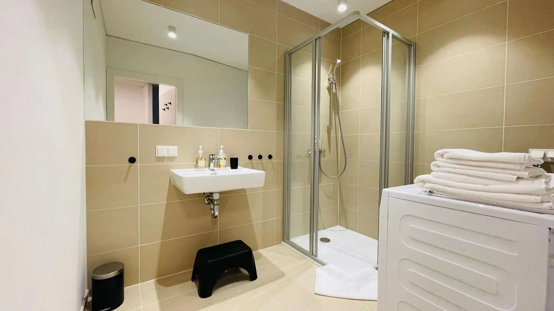 Aparthotel Apstay City Prime I Free Parking I Self Checkin Graz