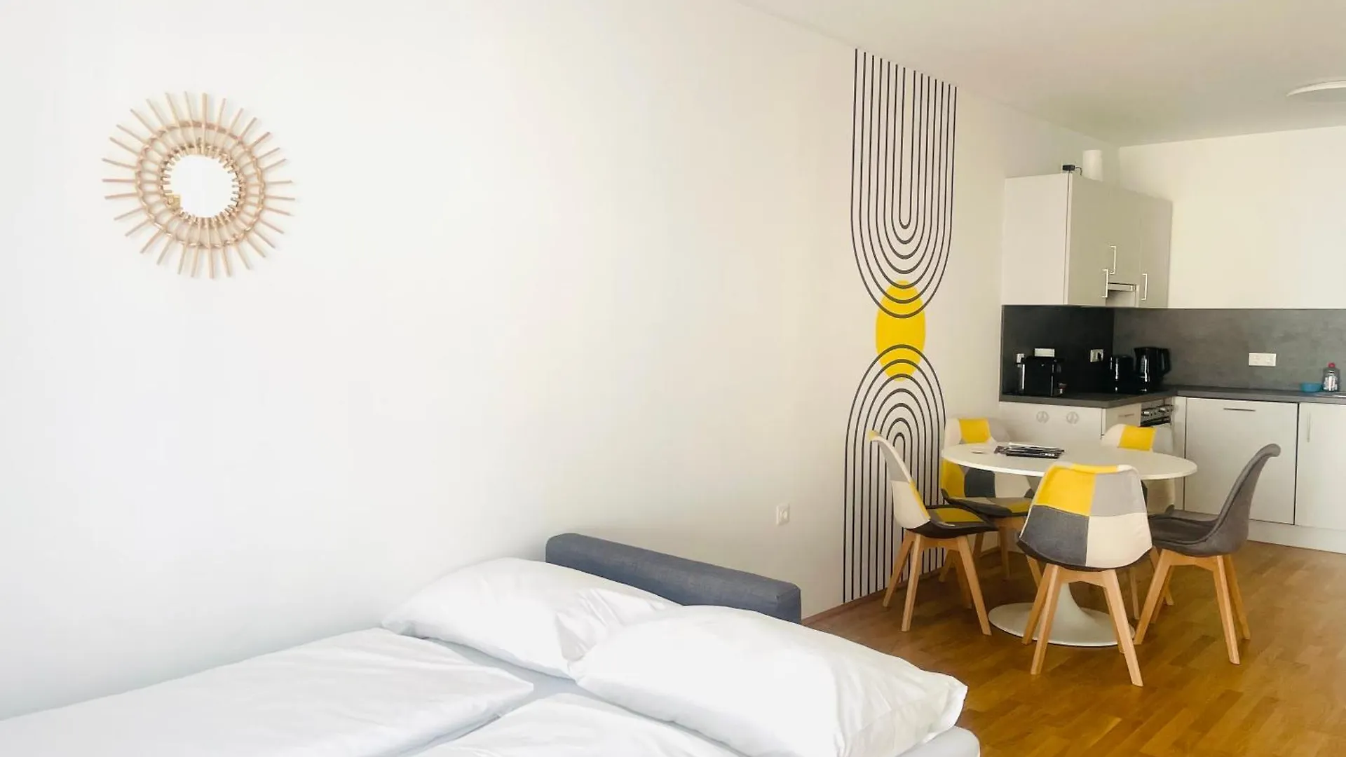 Aparthotel Apstay City Prime I Free Parking I Self Checkin Graz